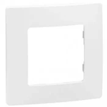 Legrand 665001 sieninė plokštelė RJ-45 lizdui balta