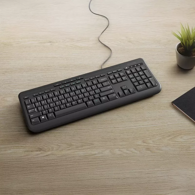 Incase Designed by Microsoft Wired 600 klaviatūra, universali USB, QWERTY, juoda
