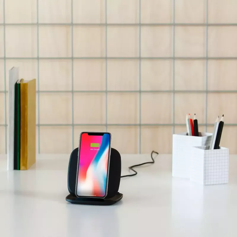 Belaidis įkroviklis ZENS ZESC06B juodas, 10 W, USB, patalpoms