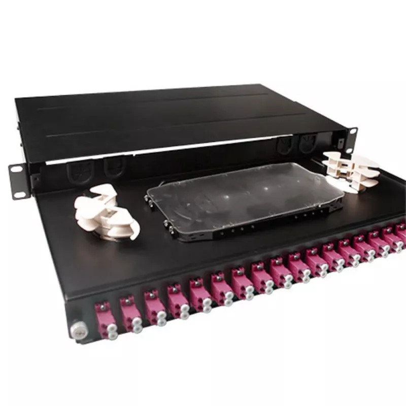 ACT Fiber Panel 24 x duplex LC OM4 – skydinė skaidulinė panelė