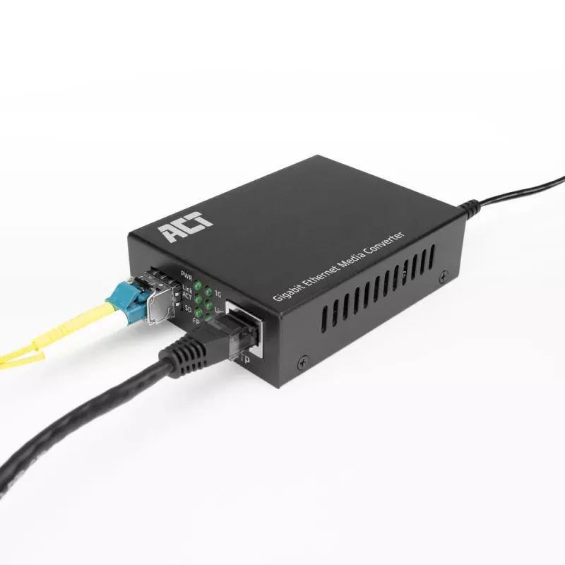 Tinklo medijos keitiklis ACT AC4451 1000 Mbit/s Daugiamodis Vienmodis Juodas