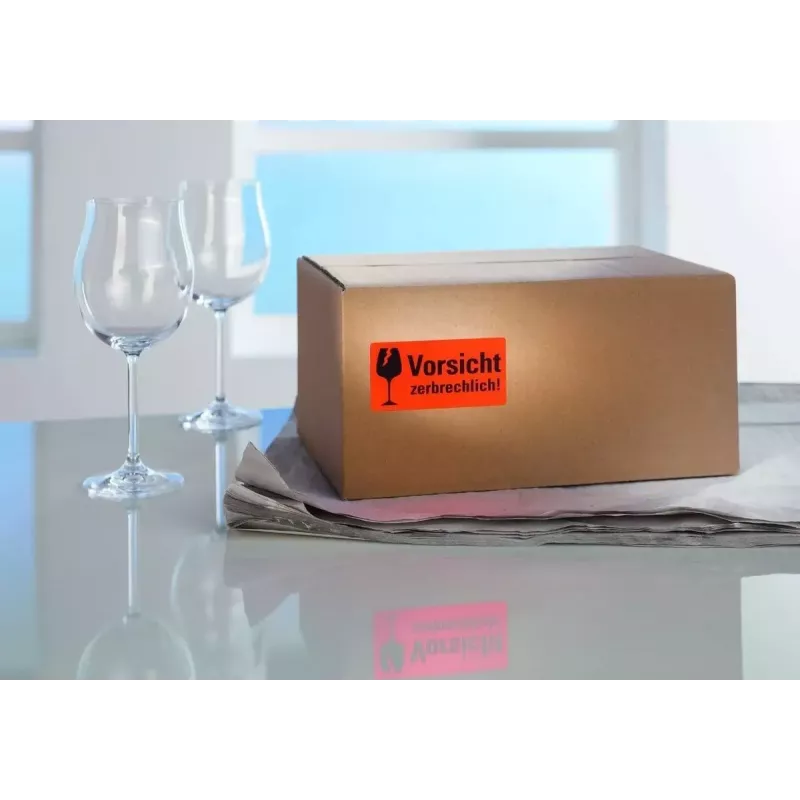 Lipnus etiketės Avery 7211 Raudonos užapvalintais kampais