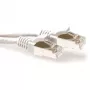 ACT White 7 metrų LSZH SFTP CAT6A jungiamasis laidas, apsaugotas nuo užkliuvimo, su RJ45 jungtimis