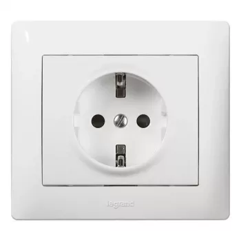 Kištukinis lizdas Legrand Galea Ultra 771063, baltas