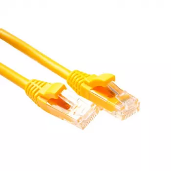 ACT geltonas 0,5 m U/UTP CAT5E jungiamasis kabelis su RJ45 jungtimis