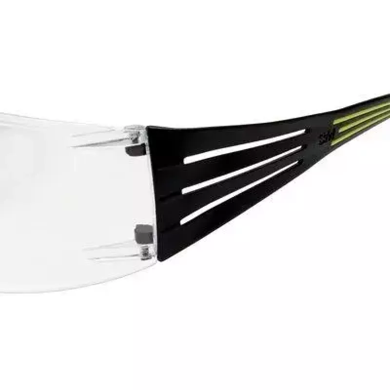 Apsauginiai akiniai 3M SF4000CC1 — plastikiniai apsauginiai akiniai, skaidrus lęšis, juoda/žalia