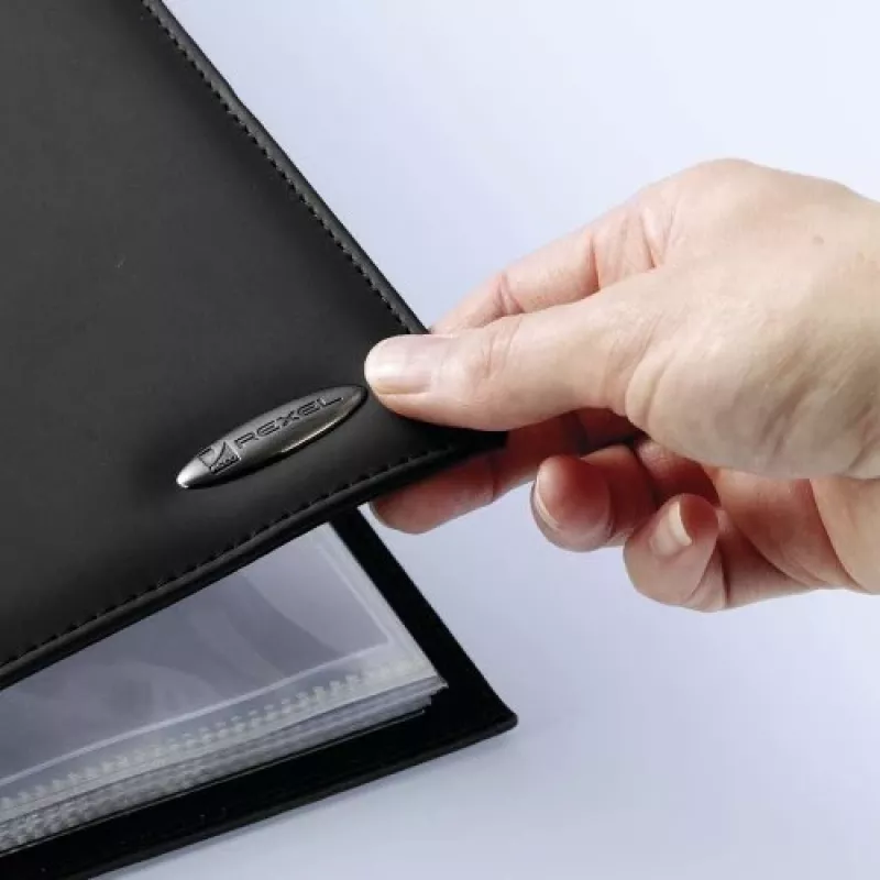 Rexel Soft Touch Smooth A4 aplankalas su 24 kišenėmis, juodas