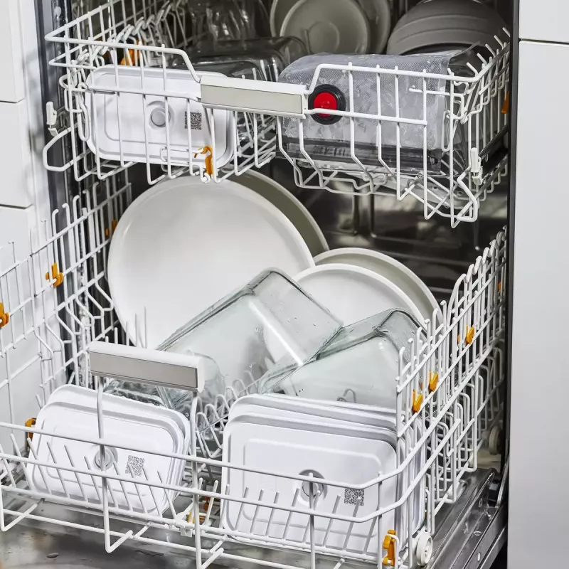 Maisto laikymo dėžutė ZWILLING FRESH & SAVE stačiakampė 0,9 L, stiklinis indas su plastikiniu užrakinamu dangteliu, tinkama orkaitei/mikrobangų krosnelei/šaldytuvui