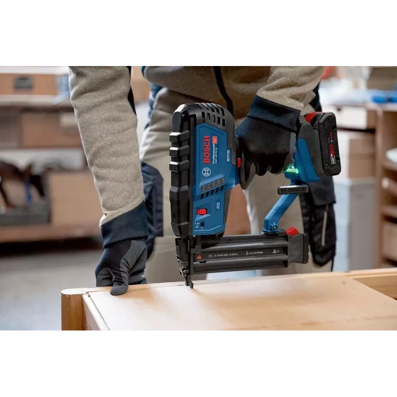 Bosch GNH 18V-50 M Professional akumuliatorinis vinių kalstuvas