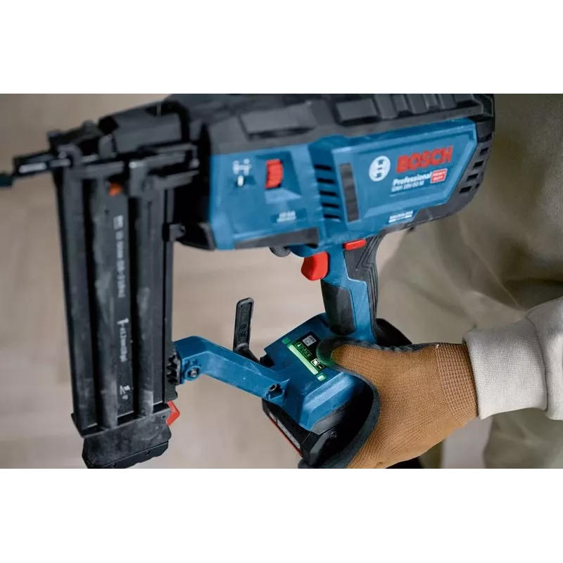 Bosch GNH 18V-50 M Professional akumuliatorinis vinių kalstuvas