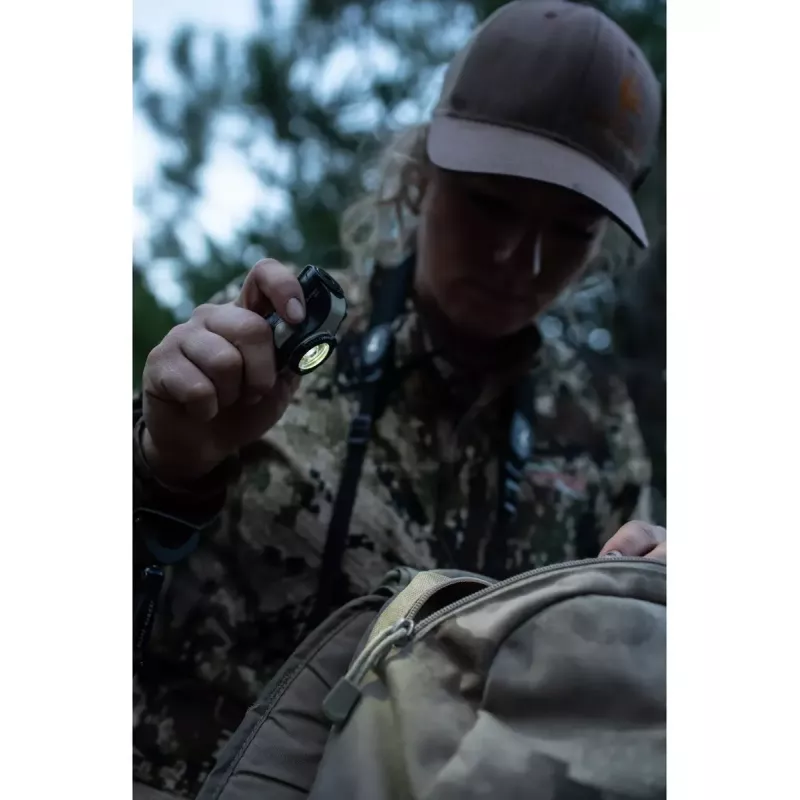 Priekinė rankinė lempa Ledlenser MH8 juoda