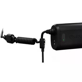 Žibintuvėlis ant galvos Led Lenser H15R Core — LED juostinis žibintas, 2500 lm, 21700 įkraunama baterija, IP67, 250 m spindulys, 4 galios lygiai, aliuminis, juodas