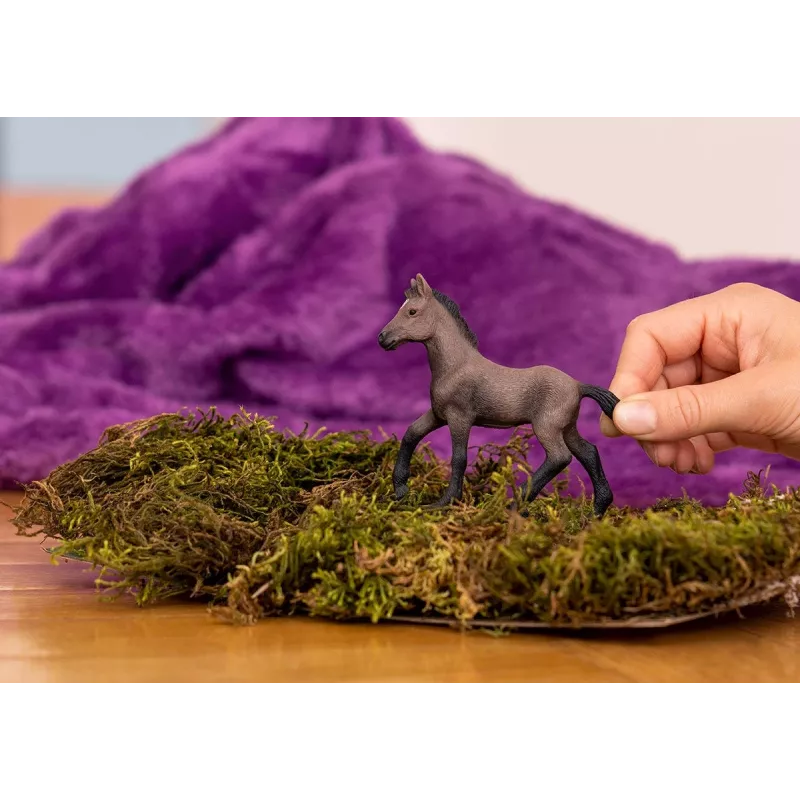 Schleich HORSE CLUB Peruvian Paso Kumeliukas, 5 m., Žirgai, Ruda, Plastikas