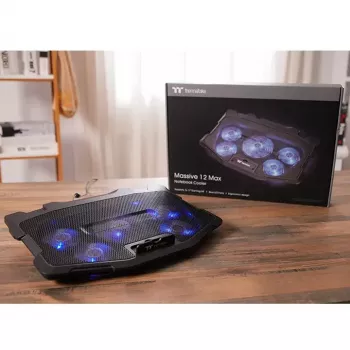 Aušinimo stovas nešiojamam kompiuteriui Thermaltake Massive 12 Max 43,2 cm 5 ventiliatoriai Juodas