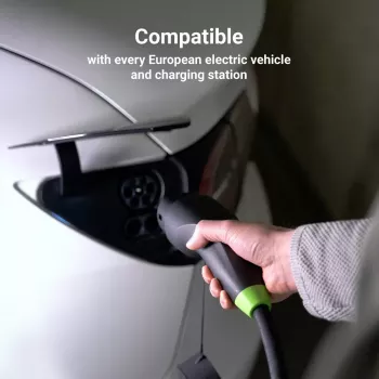 Elektromobilio įkrovimo kabelis Green Cell EVKABGC04 — 1 tipo (Type 1) į 2 tipo (Type 2), 7 m, 11 kW, 16 A, juodas