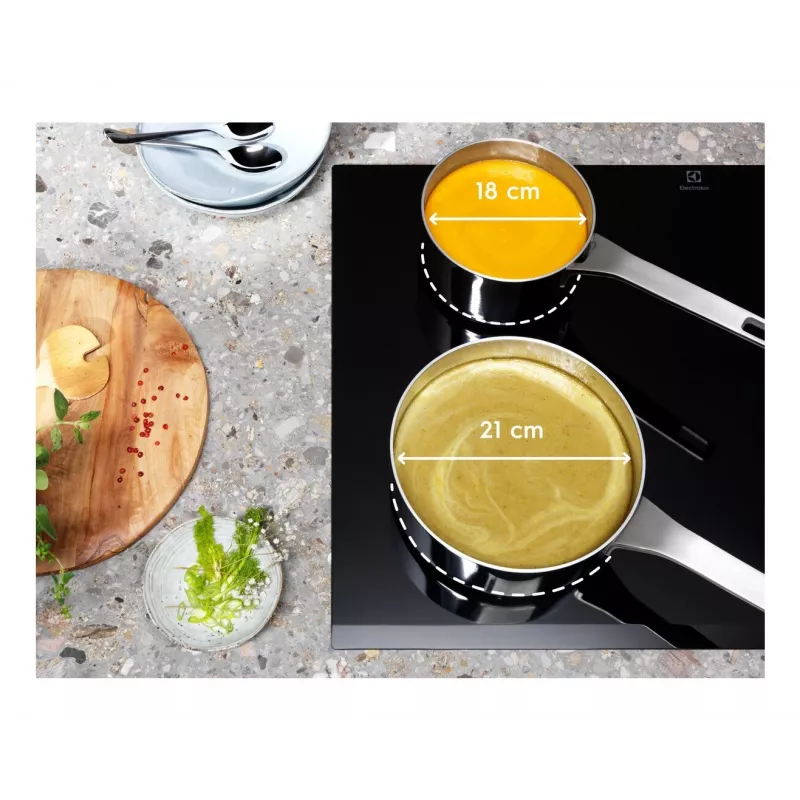 Electrolux EIV634 Juoda įmontuojama 60 cm zoninė indukcinė kaitlentė 4 zonos