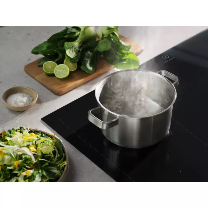 Electrolux EIV634 Juoda įmontuojama 60 cm zoninė indukcinė kaitlentė 4 zonos