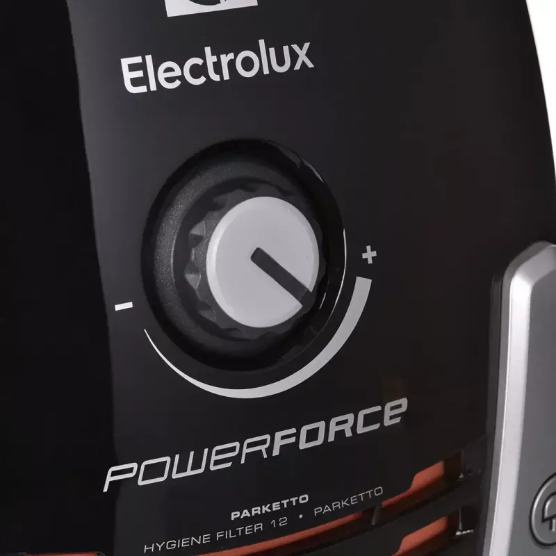 Cilindrinis dulkių siurblys Electrolux EPF63EB-S, su maišeliu, 700 W, 3,5 l, teleskopinis vamzdis, 9 m veikimo spindulys, Hygiene filtras, juodas