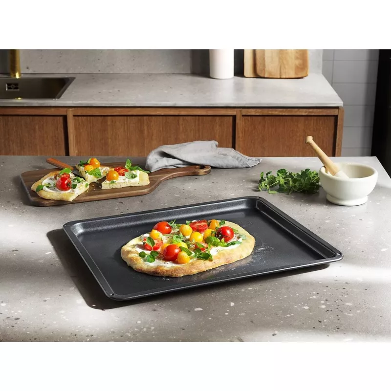 Kepimo padėklas orkaitei Electrolux E9OOAF11 – stačiakampis 385×465×25 mm, nelimpantis, juodas