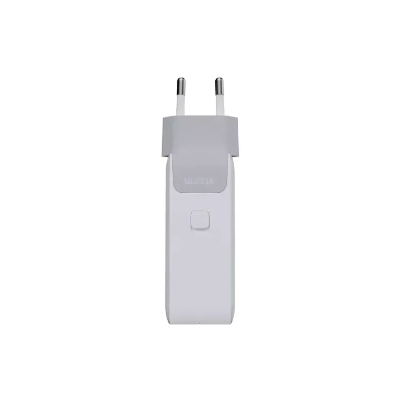 Nešiojamas 140W GaN kelioninis įkroviklis Xtorm XVC2140 su 3× USB-C PD prievadais ir 2 m USB-C laidu, baltas