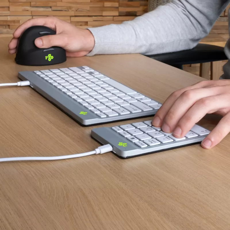 R-Go Tools Numpad Break – ergonominis skaitmeninis blokas su pertraukų programine įranga, laidinis, baltas