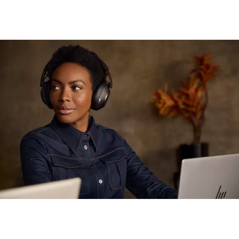 Ausinės HP Poly Voyager Surround 80 UC USB-C + USB-C/A adapteris