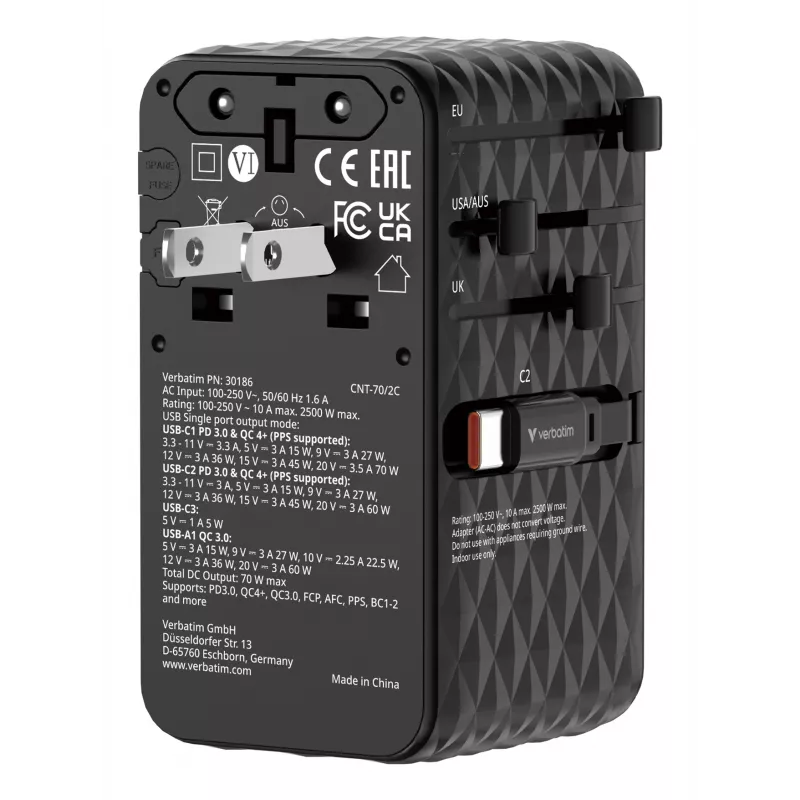 Verbatim Charge 'n' Travel 70W 2C įtraukiamas universalus kelioninis adapteris juodas