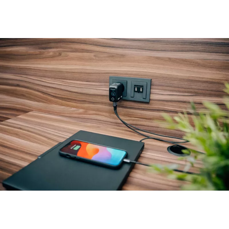 Verbatim Mini GaN 65W įkroviklis su ekranu, vidaus, AC, 20 V, juodas