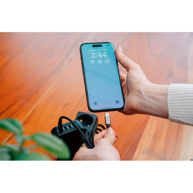 Verbatim Sync & Charge kabelis - 100W USB-C į USB-C 120 cm, 1,2 m, USB C, USB C, USB 2.0, 0,48 Gbit/s, Juoda