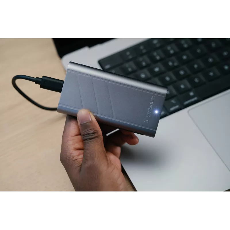 Verbatim TurboMetal SSD USB4 1TB USB Type-C USB4 Gen 2x2 sidabrinis