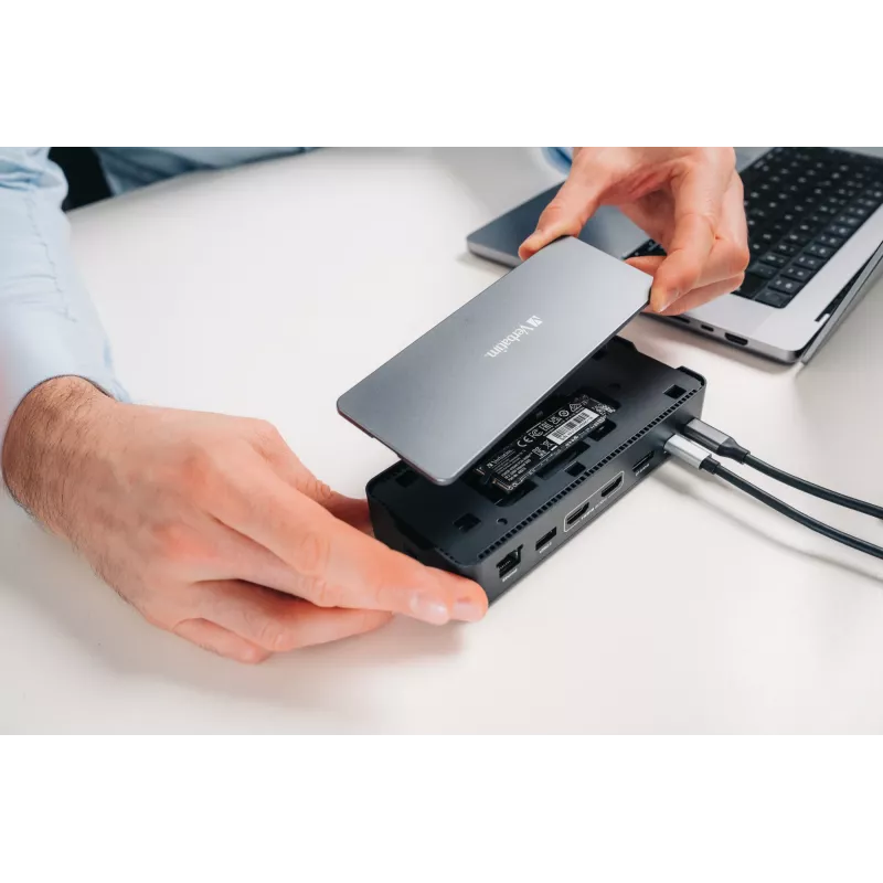 Verbatim CDS-15SSD USB 3.2 Gen 1 (3.1 Gen 1) Type-C dokavimo stotelė su 256 GB SSD, juoda, pilka
