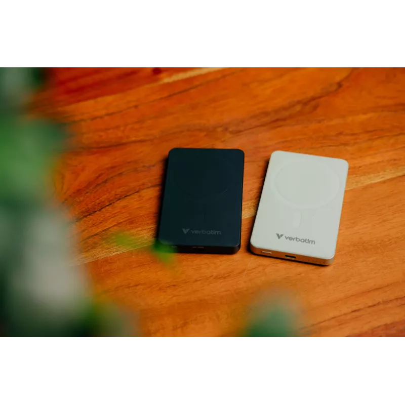 Verbatim Charge 'n' Go Essentials belaidis magnetinis maitinimo blokas 5000 mAh juodas