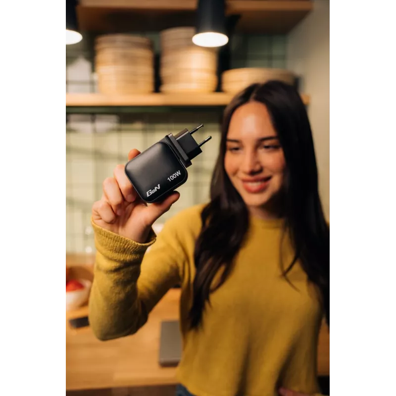 Verbatim Mini GaN Charger 100W 4 prievadai US kištukas su EU ir UK adapteriais