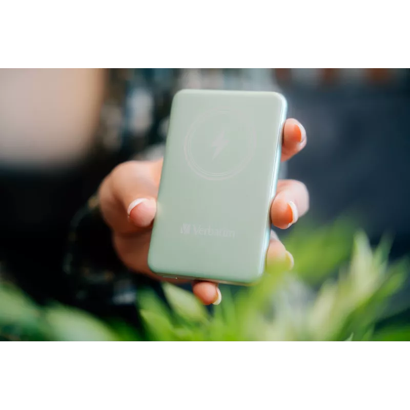 Verbatim Charge 'n' Go belaidė magnetinė Power Bank 5000mAh Žalia