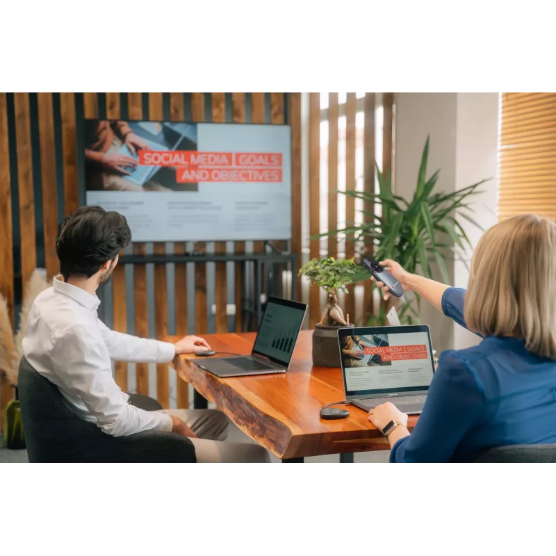 Verbatim Focus belaidis pristatymo įrenginys su raudonu lazeriniu žymekliu, RF, USB, 30 m, juodas, sidabrinis