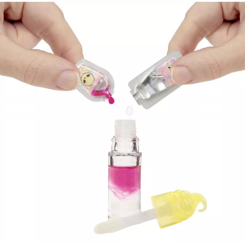 MGA Entertainment Yummiland Lip Gloss Lėlė Serija 2 – Medvilninis Saldainis (Nia Candy Fluff)