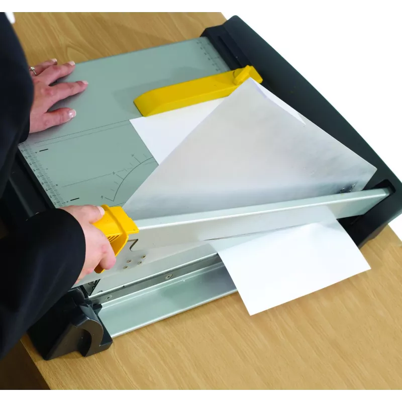 Popieriaus pjaustytuvas Fellowes Plasma A3/180 – pjovimo ilgis 46 cm, talpa 40 lapų, grafitas/sidabras/geltona