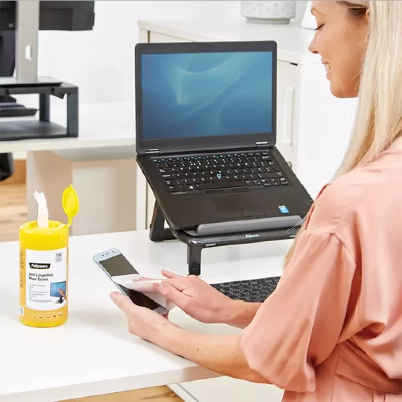 Fellowes 100 Screen Cleaning – 100 vnt. drėgnų servetėlių ekranų ir įrangos valymui, LCD/TFT/Plasma, 82x82x170 mm