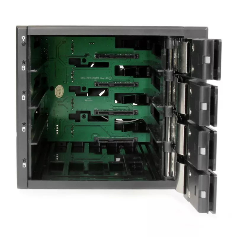 StarTech.com 4 lizdų aliumininis bekrepšis karšto keitimo mobilių diskų krepšys su backplane 3,5 colio SAS II/SATA III - 6 Gbps HDD