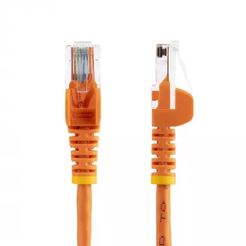 StarTech.com Cat5e jungiamasis kabelis su apsaugotais RJ45 jungtimis - 3 m, oranžinis