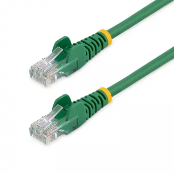 StarTech.com Cat5e Ethernet jungiamasis kabelis su apsaugotais RJ45 kištukais - 0,5 m, žalias
