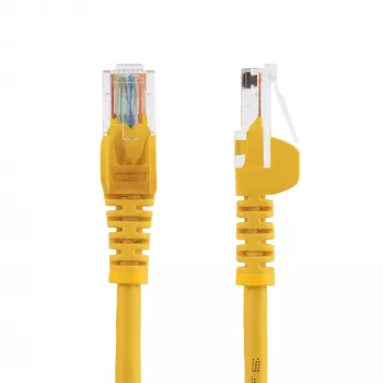 StarTech.com Cat5e Ethernet Patch Laidas su Snagless RJ45 Jungtimis – 5 m, Geltona
