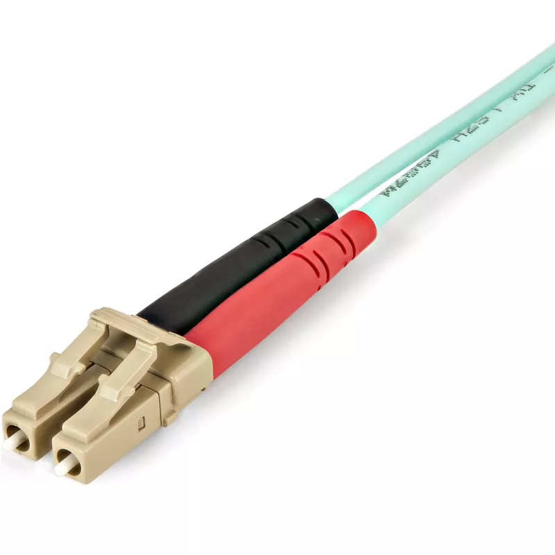 StarTech.com 5 m (16,4 pėdos) LC/UPC – LC/UPC OM4 daugiamodis šviesolaidinis kabelis, 50/125 µm LOMMF/VCSEL zipcord, 100G, maži įterpimo nuostoliai – LSZH šviesolaidinis trumpiklis