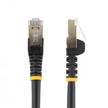 StarTech.com 0,50 m CAT6a Ethernet kabelis – 10 Gigabit ekranuotas RJ45 100W PoE jungiamasis kabelis – 10GbE STP tinklo kabelis su įtempimo mažinimu – juodas, individualiai išbandytas / laidai UL sertifikuoti / TIA