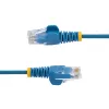StarTech.com 2,5 m CAT6 laidas - plonas - su apsaugotais RJ45 kištukais - mėlynas