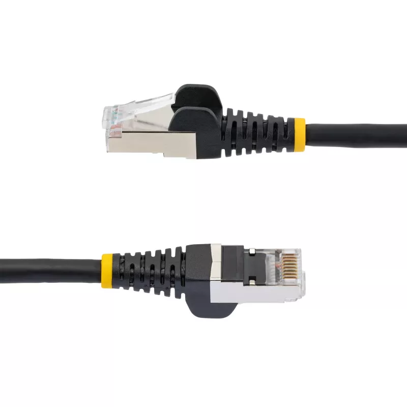 StarTech.com CAT6a Ethernet kabelis 50 cm, juodas, LSZH, 10GbE 500MHz, 100W PoE++, S/FTP, su apsauginiais gaubtais
