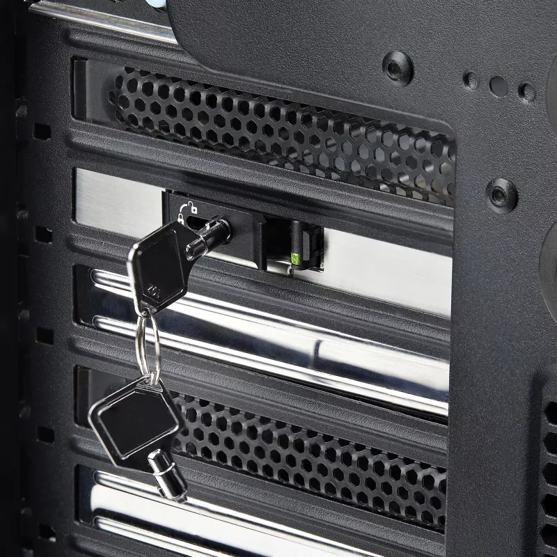 StarTech.com M.2 NVMe SSD į PCIe x4 mobilus krepšelis/backplane su išimamu dėklu PCI Express lizdui, beįrankis montavimas, PCIe 4.0/3.0 karštas keitimas, raktų užraktas - 2 raktai