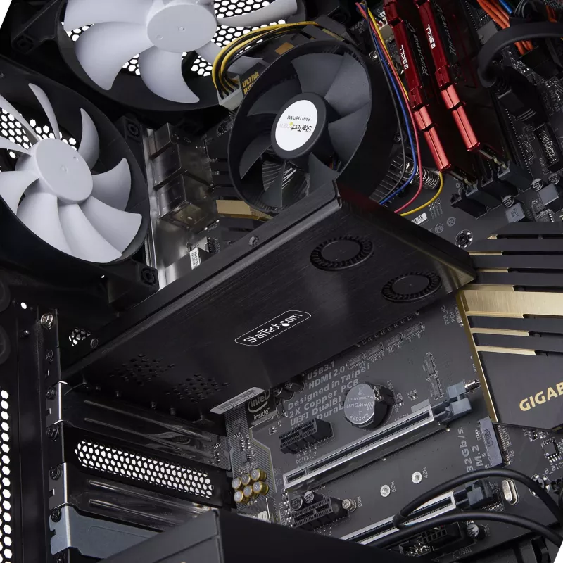StarTech.com Dviejų lizdų M.2 NVMe SSD PCIe x8 išimamas mobilus krepšys; Reikalinga bifurkacija; Įrankiams nereikalingas montavimas, PCIe pagrindinė plokštė su dviem karštojo keitimo lizdais