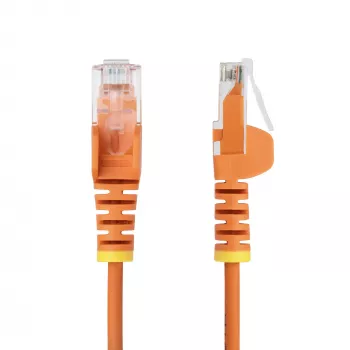 StarTech.com 2,5 m oranžinis plonas CAT6 Ethernet kabelis, be užkablių, 100W PoE, UTP, LSZH, 28AWG gryna varinė viela, plonas RJ45 tinklo jungiamasis laidas su įtempimo mažinimo elementais, individualiai išbandytas