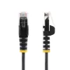 StarTech.com 15m juodas plonas CAT6 Ethernet kabelis, be užkliuvimo, 100W PoE, UTP, LSZH, 28AWG gryna varinė viela, plonas RJ45 tinklo jungiamasis laidas su įtempimo mažinimo elementais, individualiai išbandytas